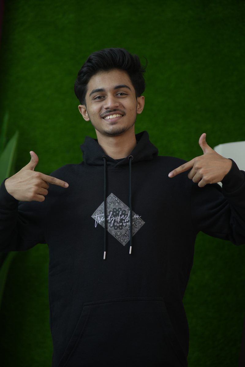 Black Paisley Hoodie & Dropsoulder Combo