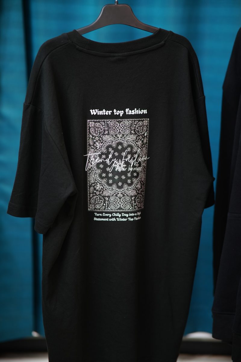 Black Paisley Hoodie & Dropsoulder Combo