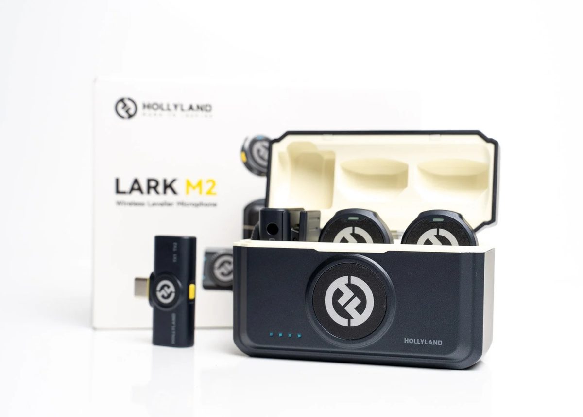 Hollyland Lark M2 Wireless Microphone (1:1 Master Copy)