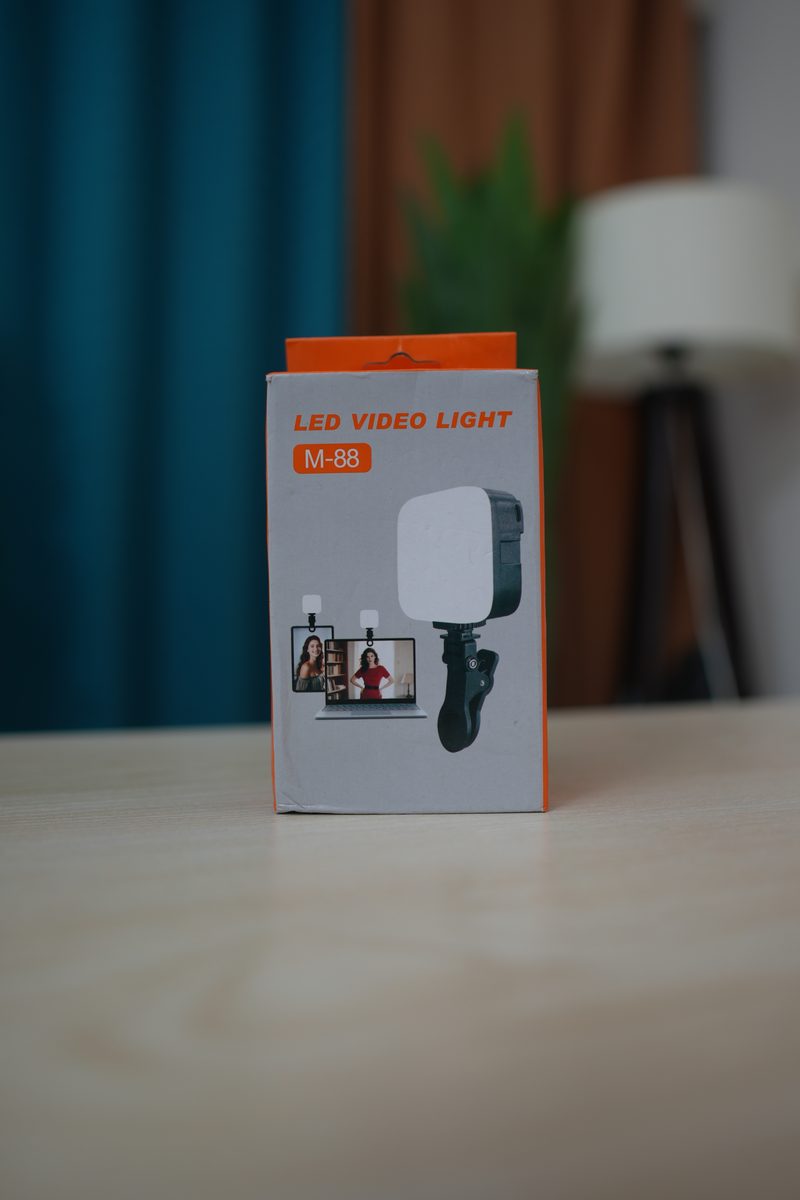 M88 LED Video Light