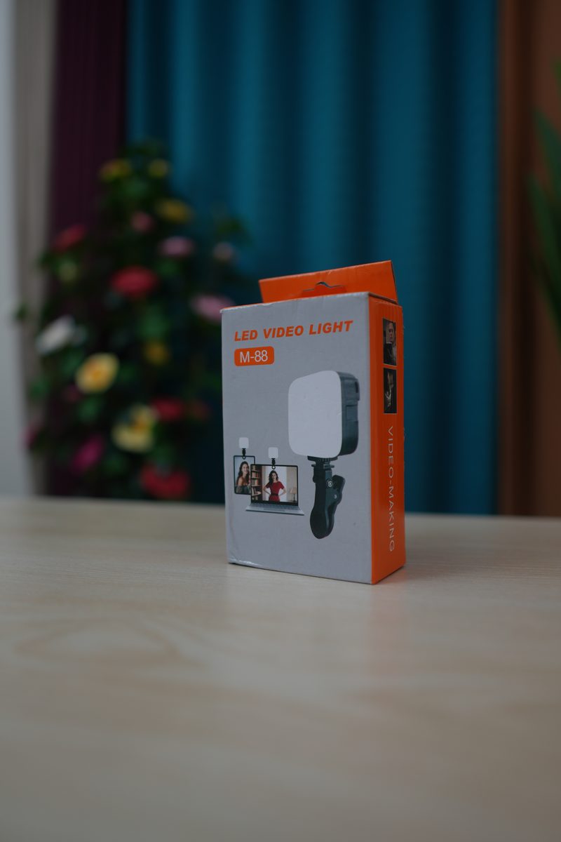 M88 LED Video Light