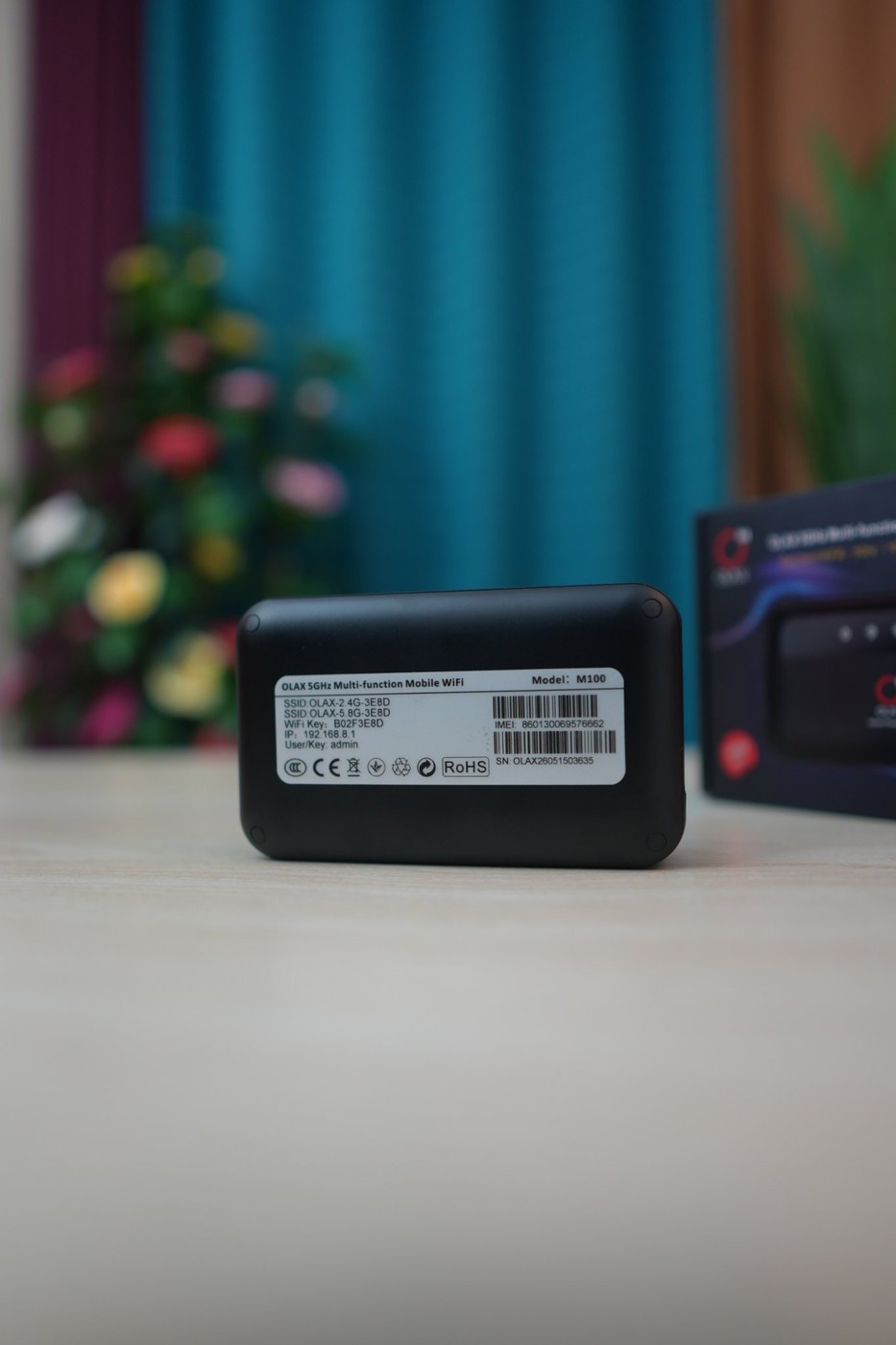 OLAX M100 Pocket WiFi Router + Power Bank 10000mAh (4G SIM, Dual Band)