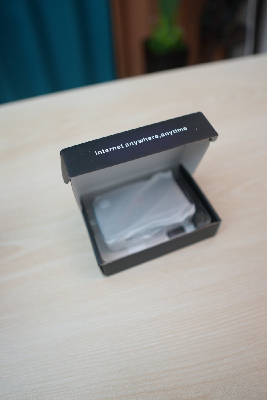 OLAX M100 Pocket WiFi Router + Power Bank 10000mAh (4G SIM, Dual Band)