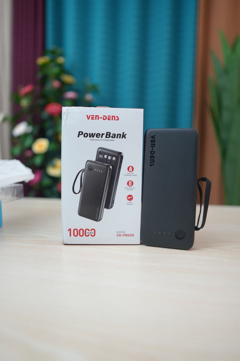 VEN-DENS Power Bank 10000mAh VD-PB058 (Built-in Cables)