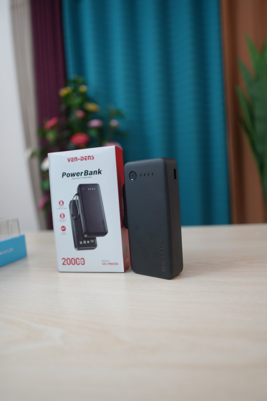 VEN-DENS Power Bank 20000mAh VD-PB059 (Built-in Cables)