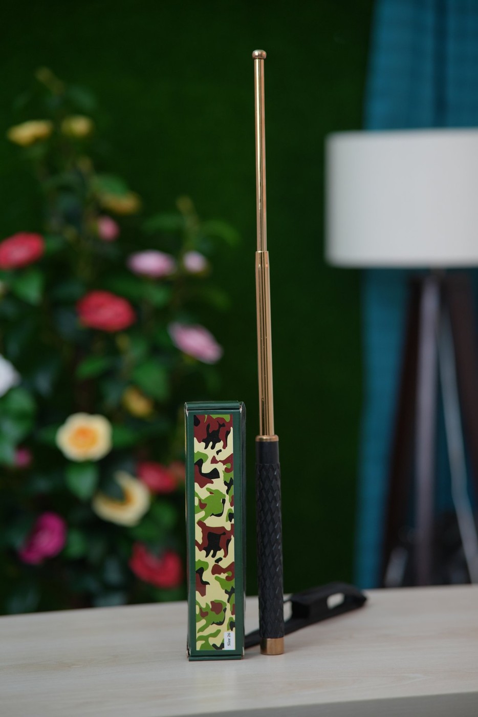 26 Inch Self Defense Stick (Golden, Expandable Metal Baton)